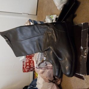 Ladies Ralph Lauren riding boots. Size 11, brown